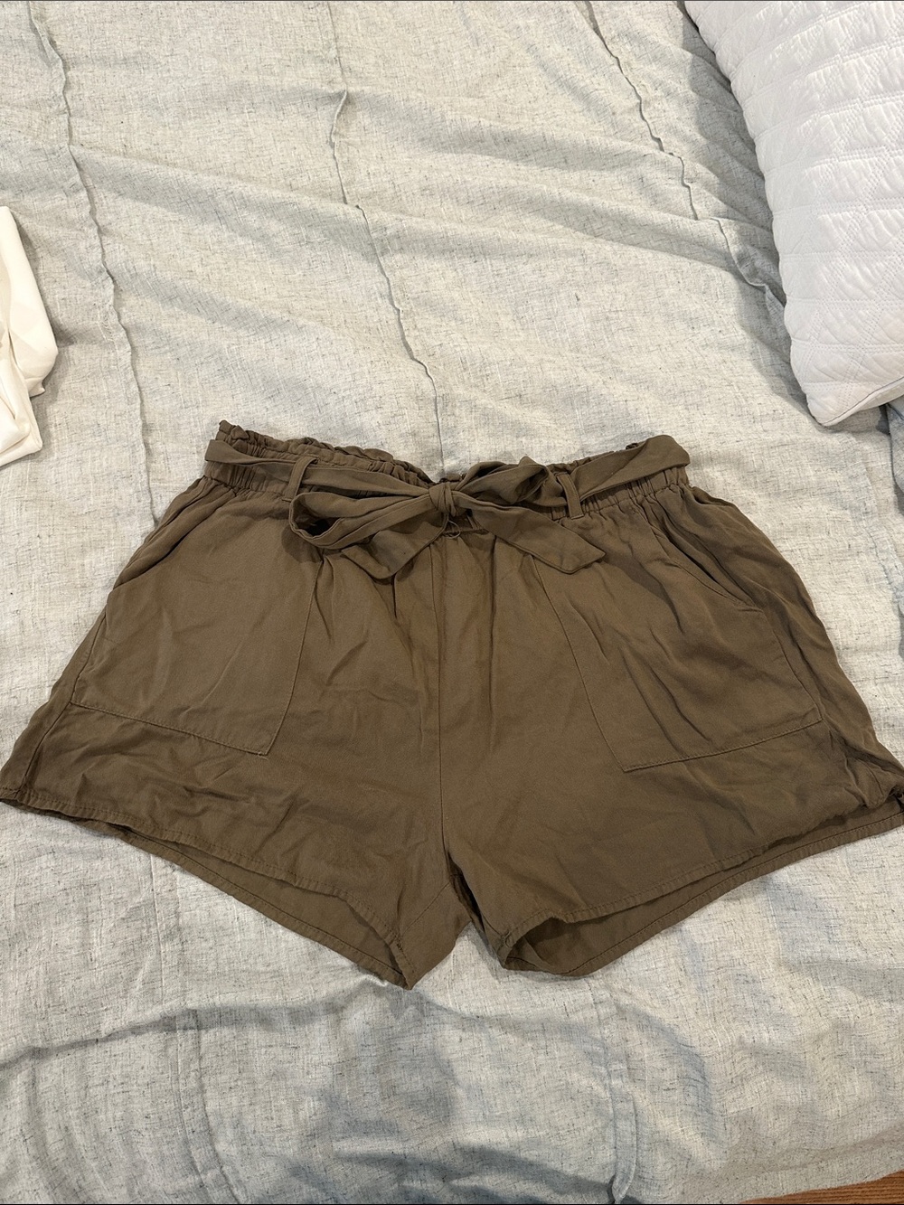 Shine star Olive Green High-Waist Tie-Waist Women's Shorts